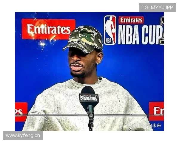 哈登居然把豪车当快递车开了，好歹也晒晒钻戒啊，这生活也太随性了吧